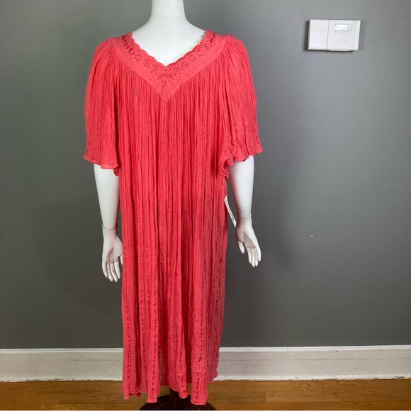 Tropical Escape Hawaiian dress Medium VTG gauzy mumu flutter sleeve 70's - Picture 9 of 14